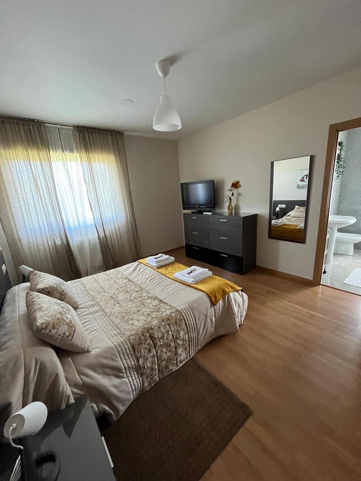 Ferienwohnung Os Cabaleiros Mos Exterior foto