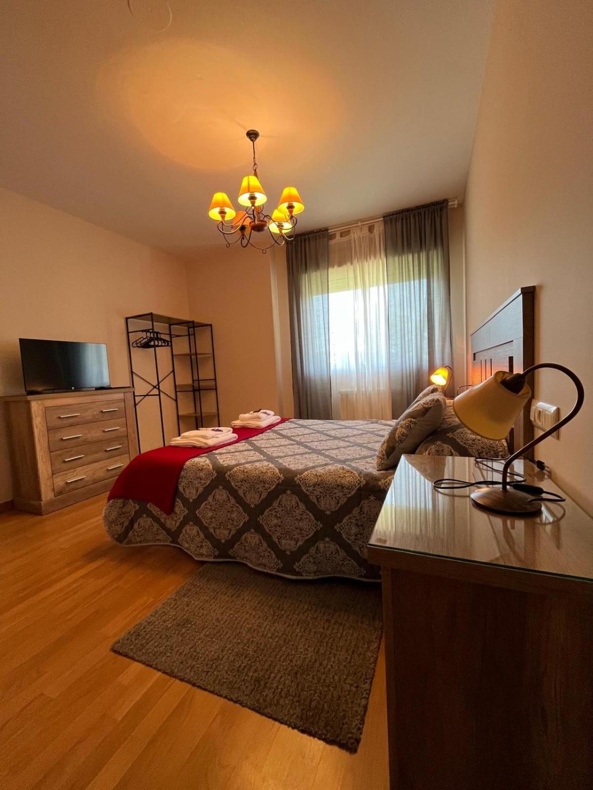 Ferienwohnung Os Cabaleiros Mos Exterior foto