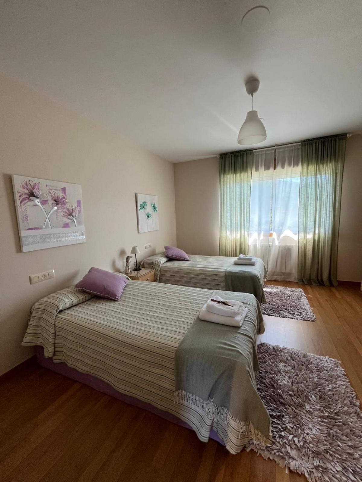 Ferienwohnung Os Cabaleiros Mos Exterior foto