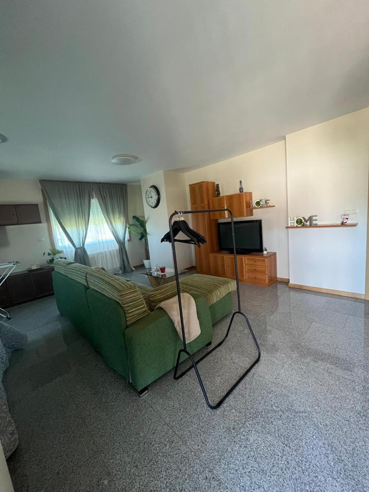 Ferienwohnung Os Cabaleiros Mos Exterior foto
